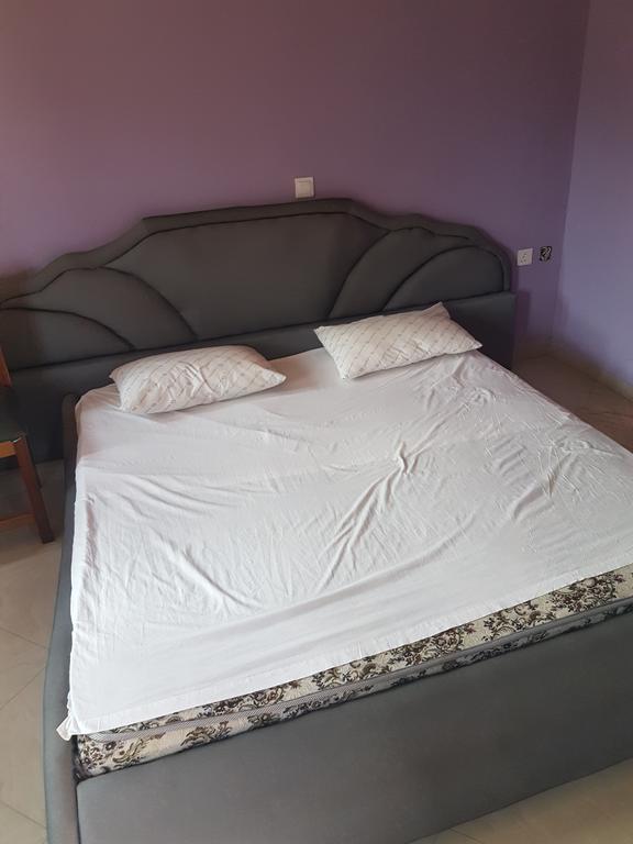 Real Hospitality Ada (Ada East) Ngoại thất bức ảnh