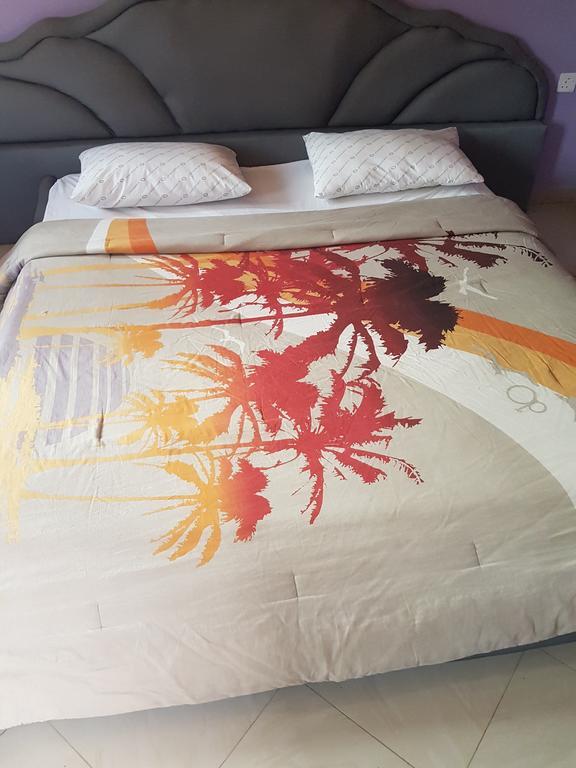 Real Hospitality Ada (Ada East) Ngoại thất bức ảnh