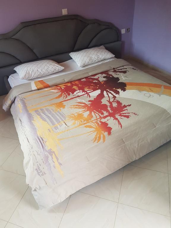Real Hospitality Ada (Ada East) Ngoại thất bức ảnh